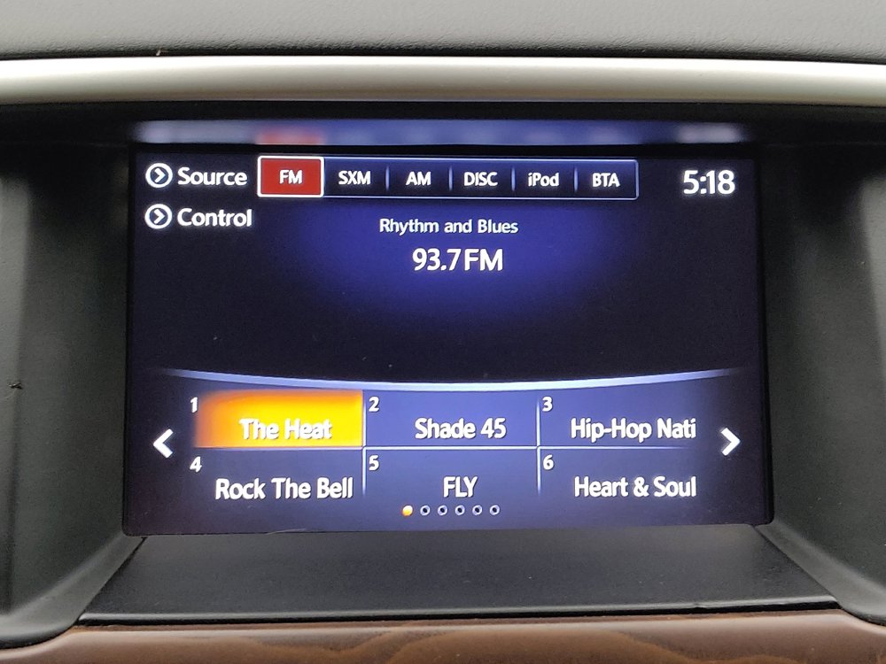 Used 2017 Nissan Pathfinder Platinum image 25