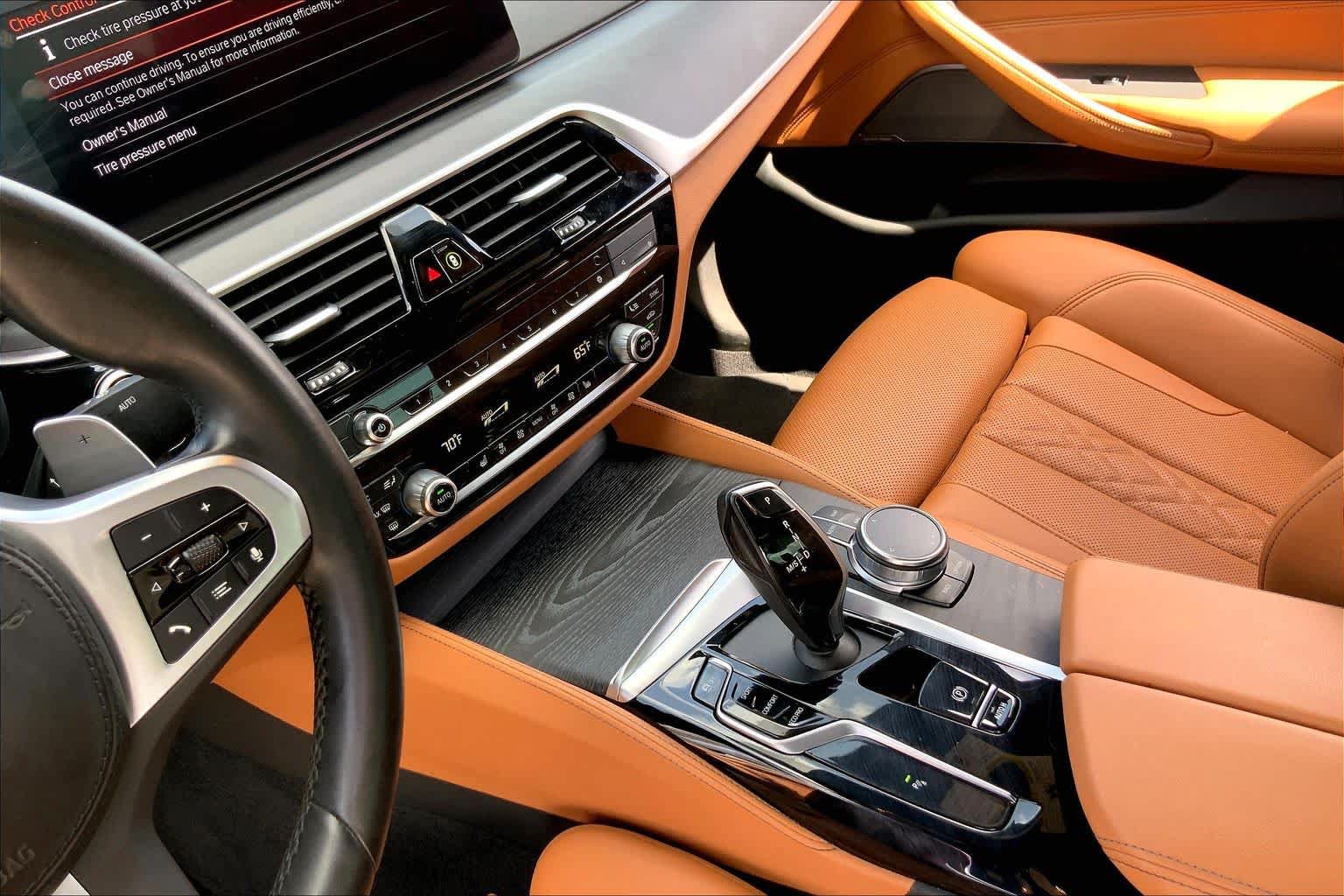 Used 2023 BMW 540i w/ M Sport Package RWD image 16