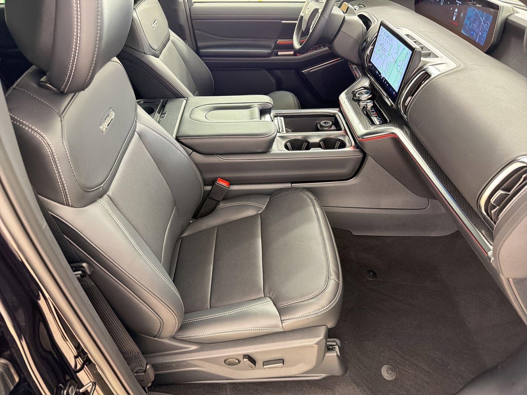 New 2026 Ford Expedition Max Platinum w/ Stealth Performance Package image 29