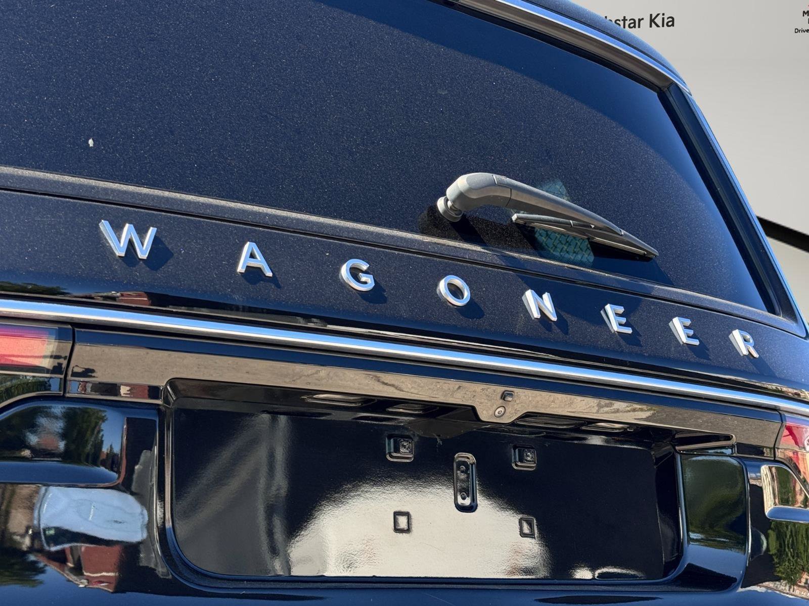 Used 2022 Jeep Wagoneer Series II AWD/4WD image 27