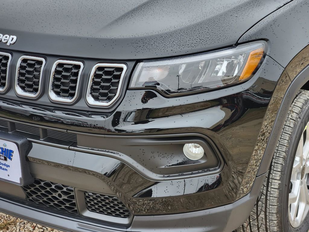 New 2026 Jeep Compass Latitude image 5