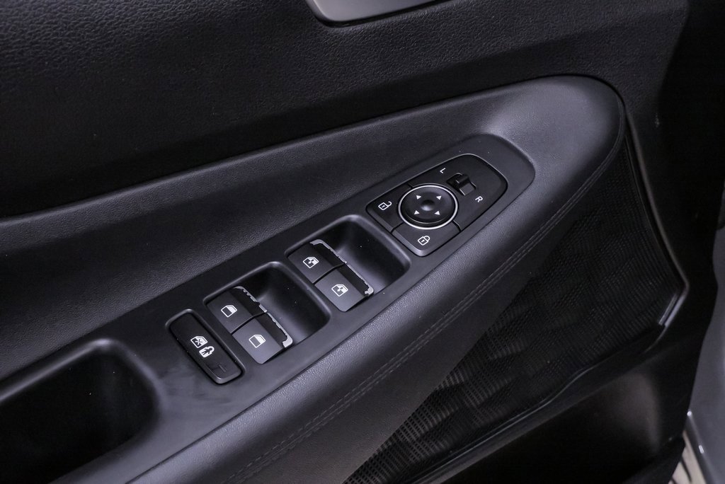 Certified 2021 Hyundai Santa Fe SEL image 30