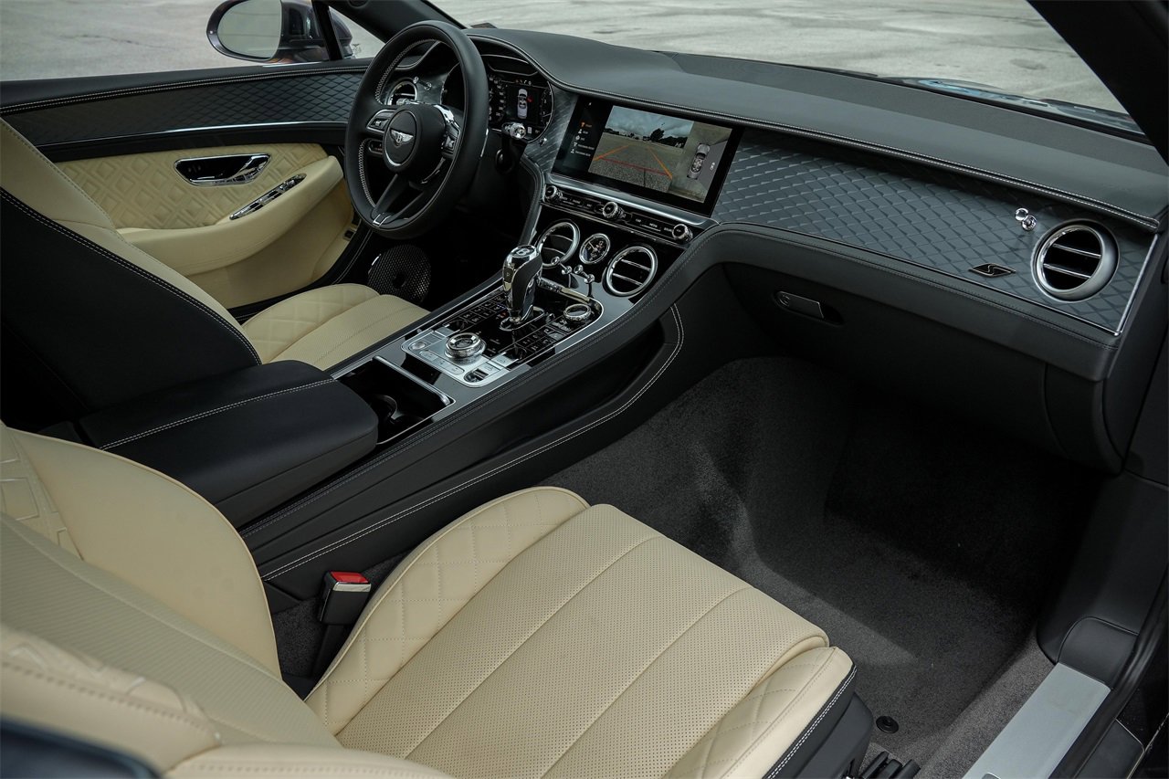 Certified 2024 Bentley Continental GT V8 image 4