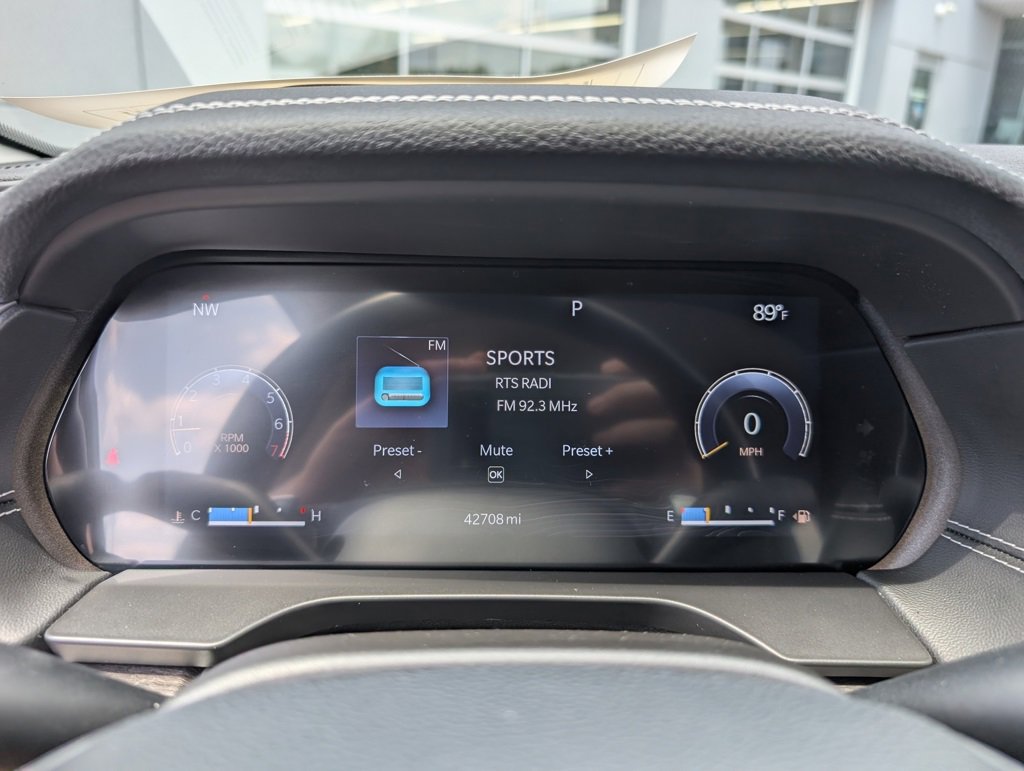 Used 2022 Jeep Grand Cherokee Limited image 22