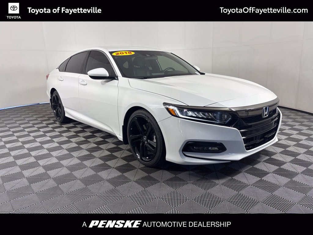 Used 2018 Honda Accord Sport image 14
