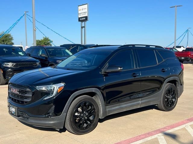 Used 2020 GMC Terrain SLT w/ Preferred Package FWD image 2