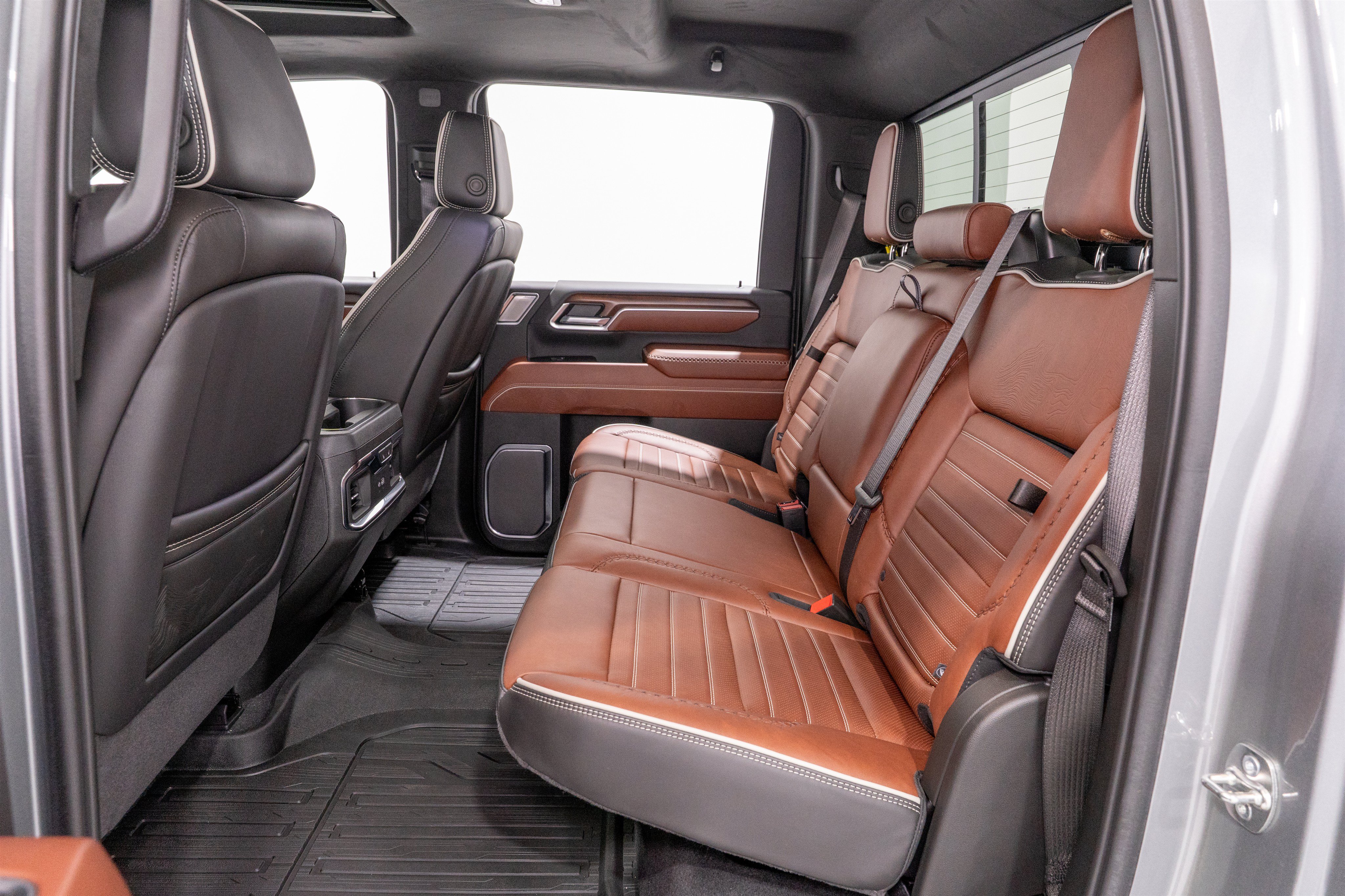 Used 2025 GMC Sierra 2500 Denali Ultimate AWD/4WD image 39