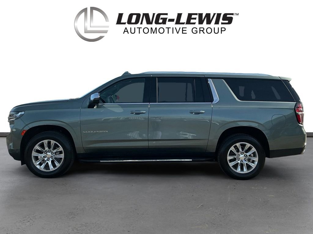 Used 2023 Chevrolet Suburban Premier AWD/4WD image 2