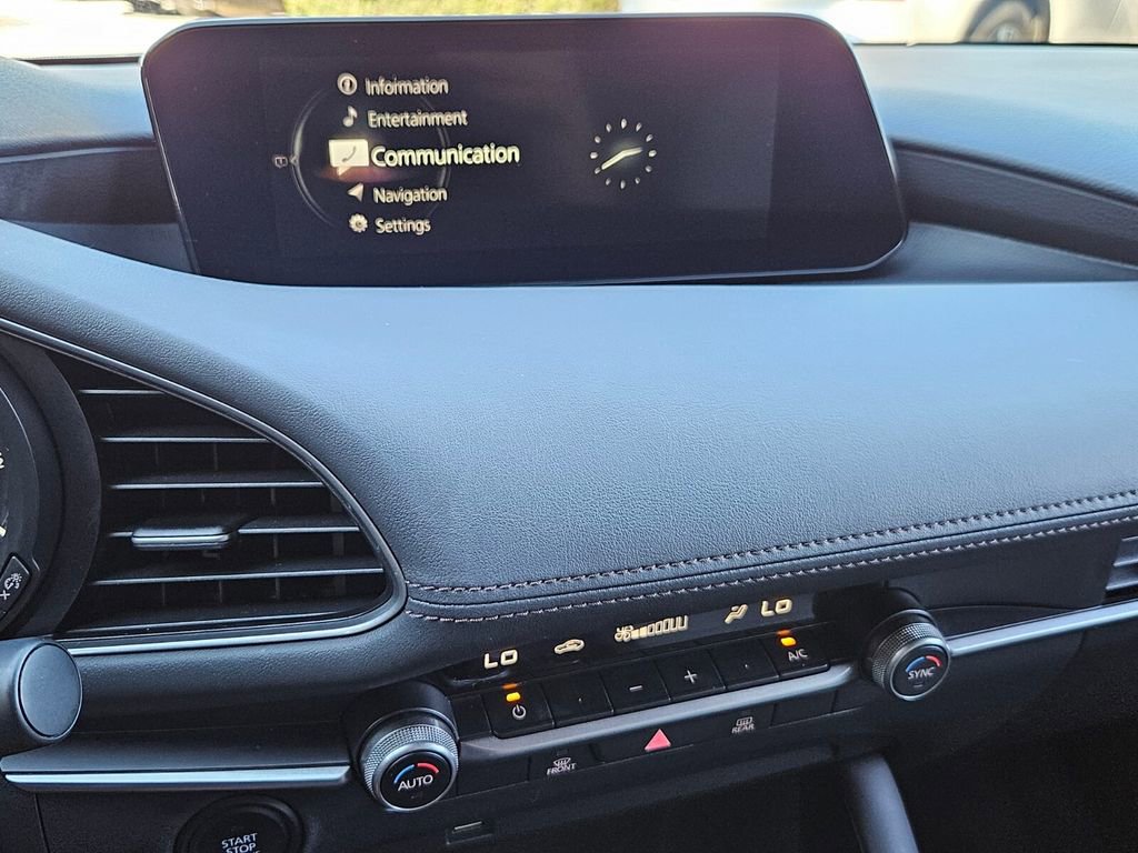 Used 2020 MAZDA MAZDA3 Hatchback image 31