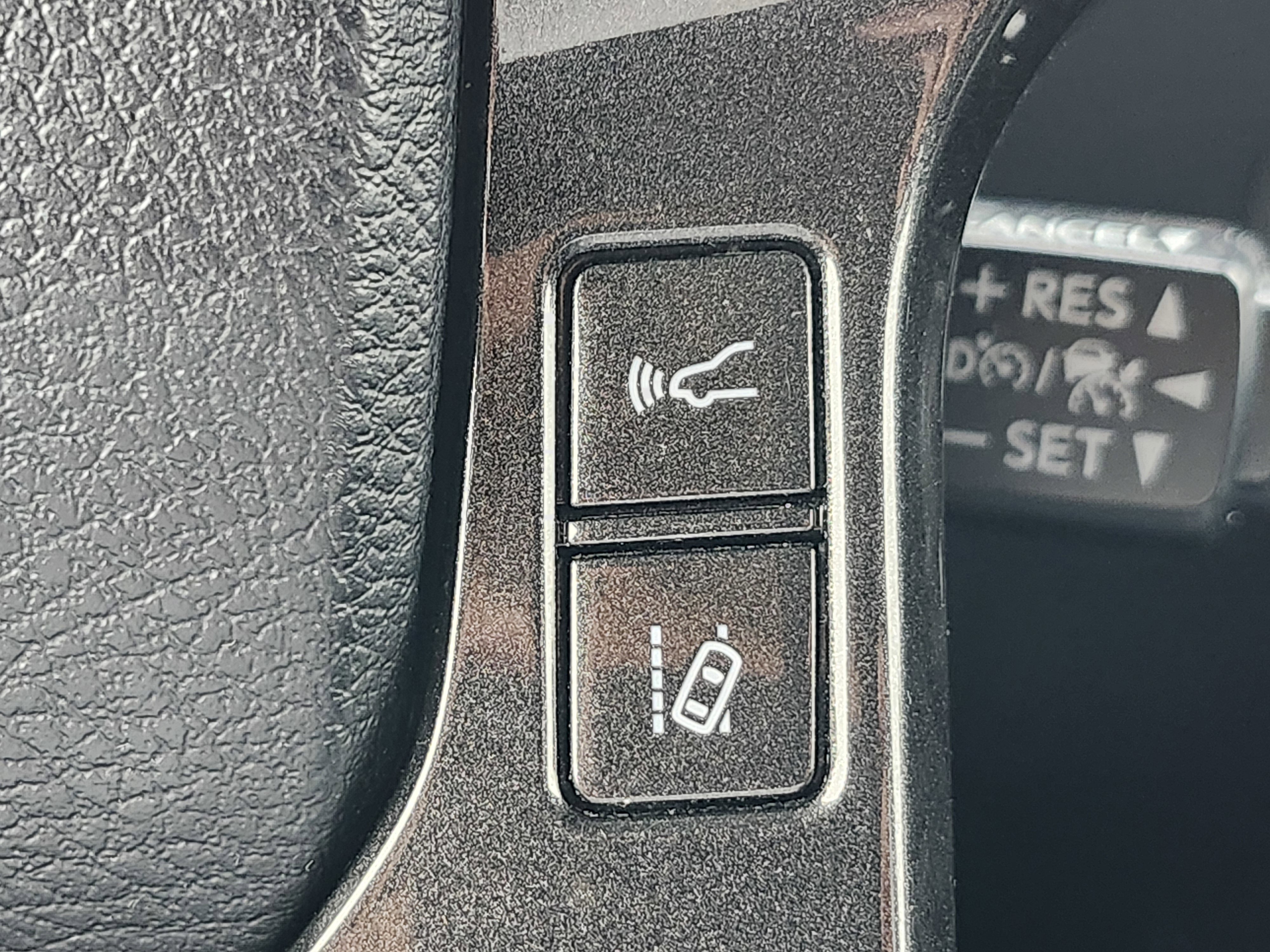 Used 2022 Toyota 4Runner TRD Off-Road image 31