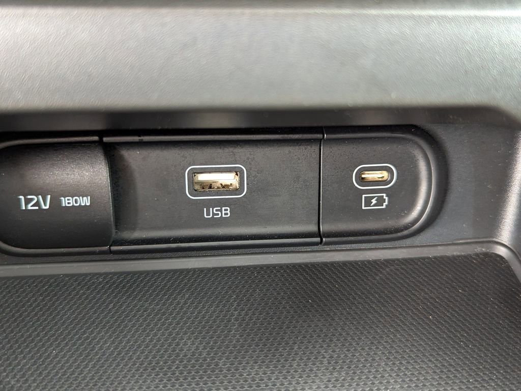 Used 2023 Kia Soul EX image 21