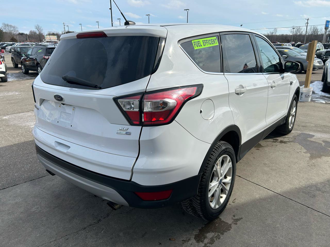 Used 2017 Ford Escape SE AWD/4WD image 5