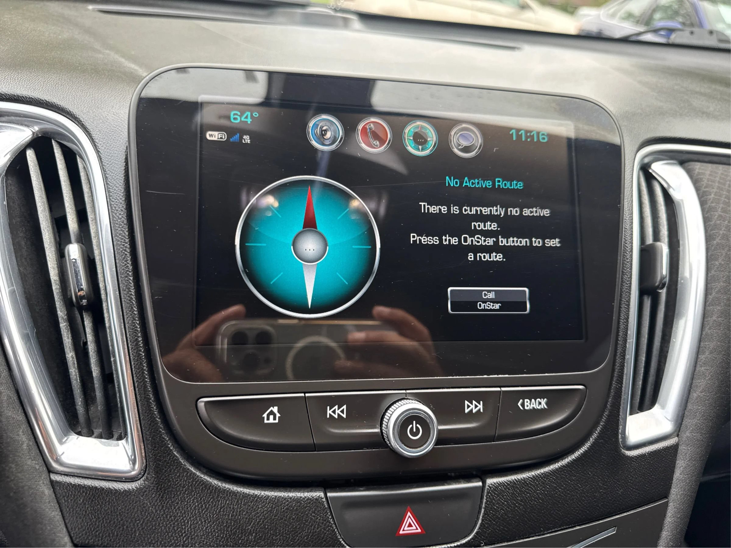 Used 2018 Chevrolet Malibu LT FWD image 27