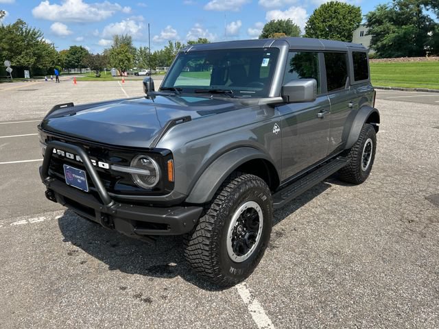 Used 2022 Ford Bronco Outer Banks w/ Sasquatch Package AWD/4WD image 5