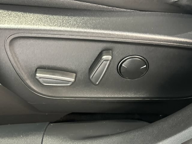 Used 2024 Ford Escape ST-Line w/ Tech Pack #1 AWD/4WD image 22