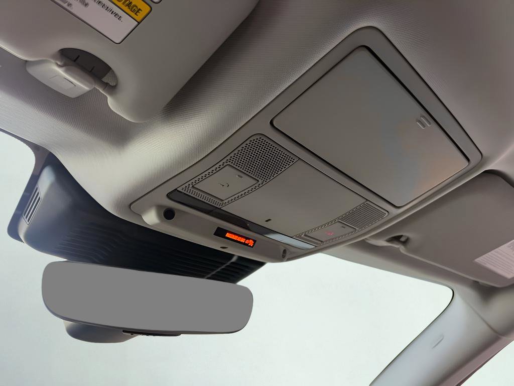 Used 2022 Land Rover Range Rover Evoque S image 47