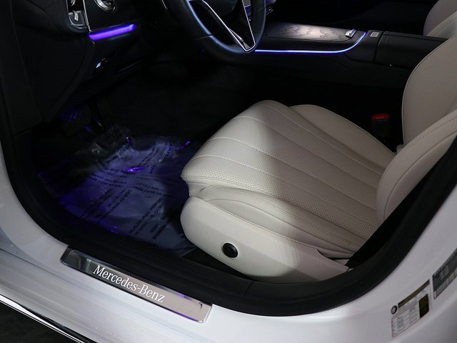 Used 2024 Mercedes-Benz E 350 4MATIC Sedan image 26