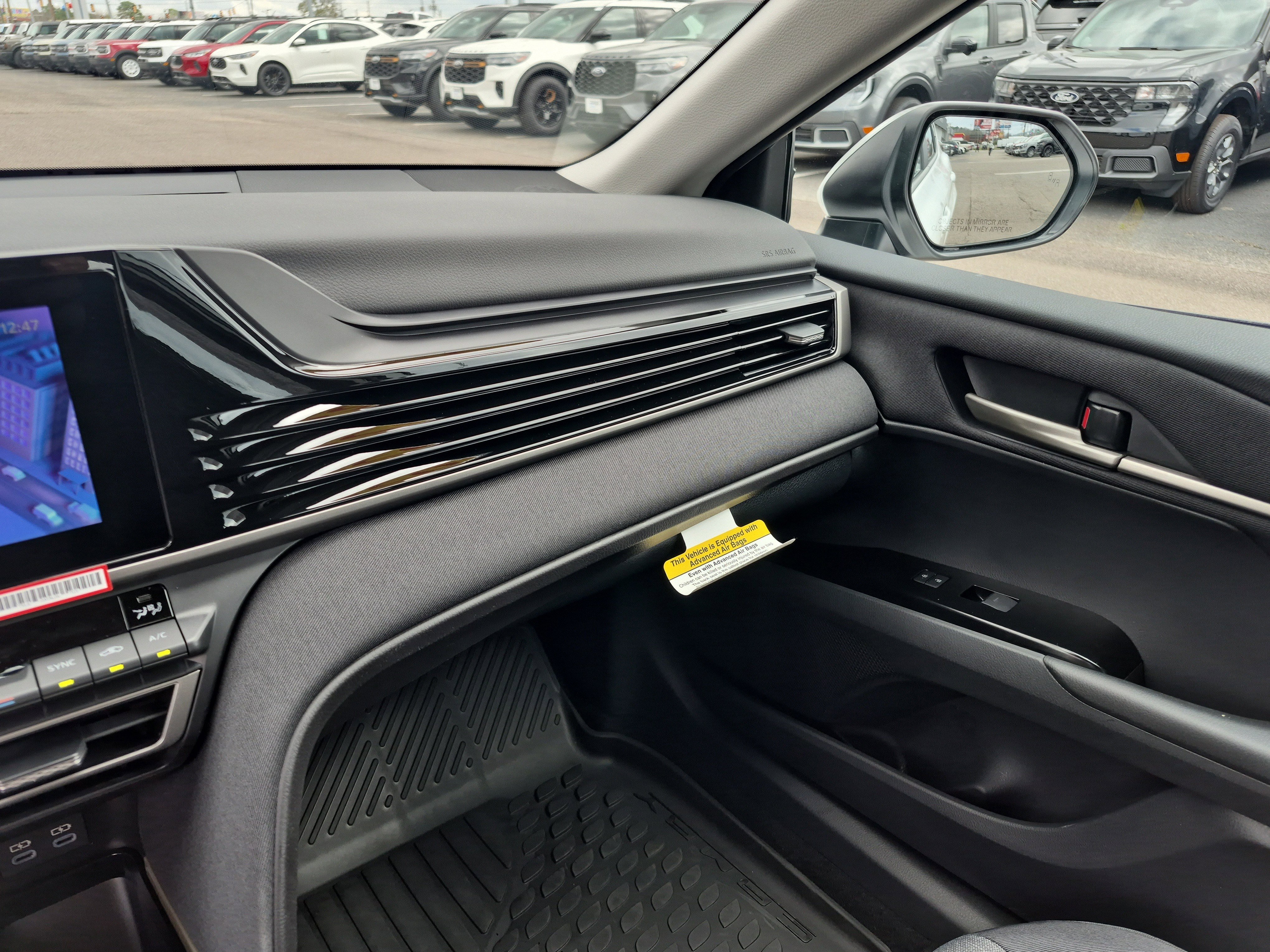 Used 2026 Toyota Camry LE image 19