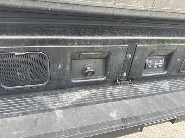 Used 2024 GMC Sierra 2500 AT4X AWD/4WD image 49