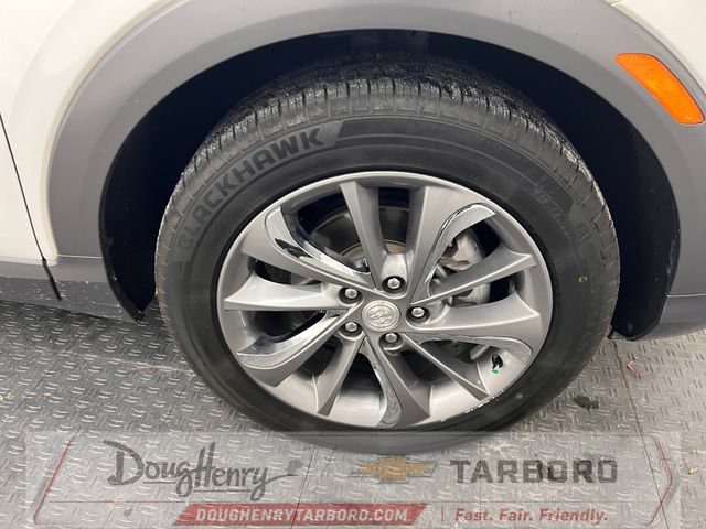 Used 2021 Buick Encore GX Essence w/ Advanced Technology Package FWD image 19