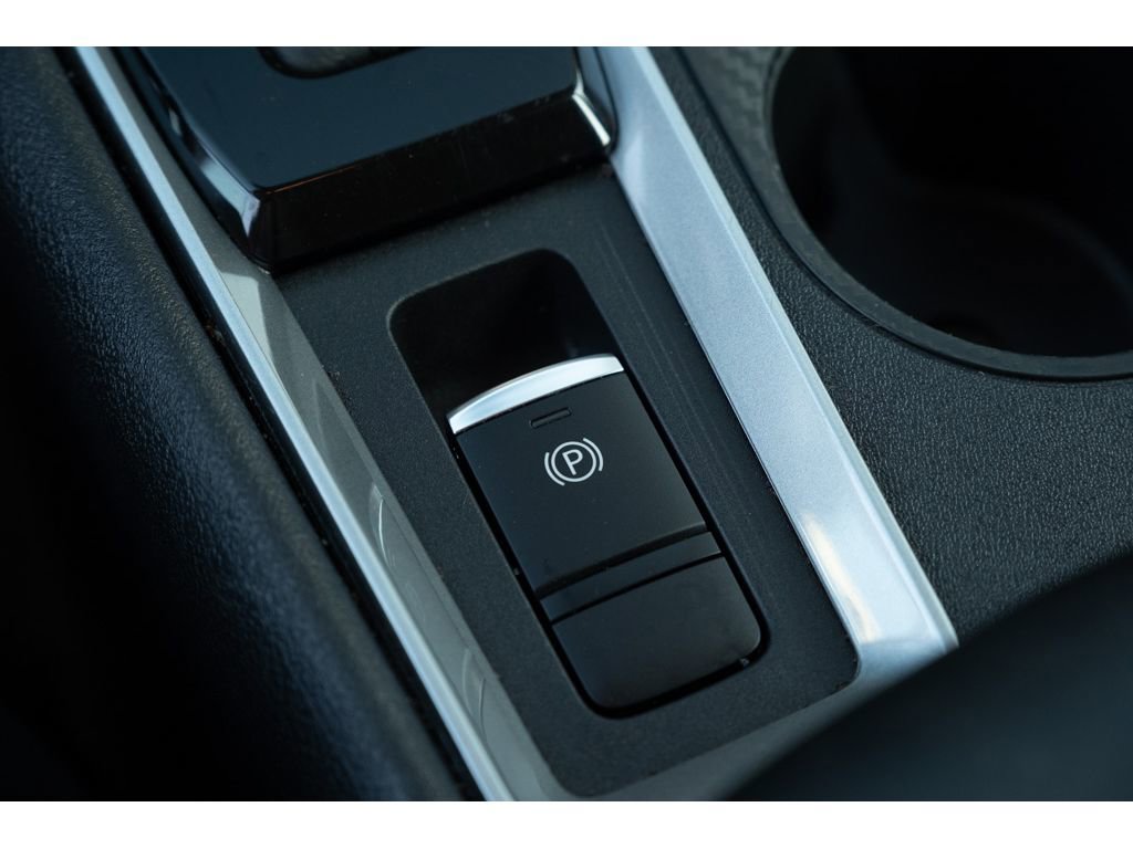 Used 2025 Nissan Altima 2.5 SV image 27