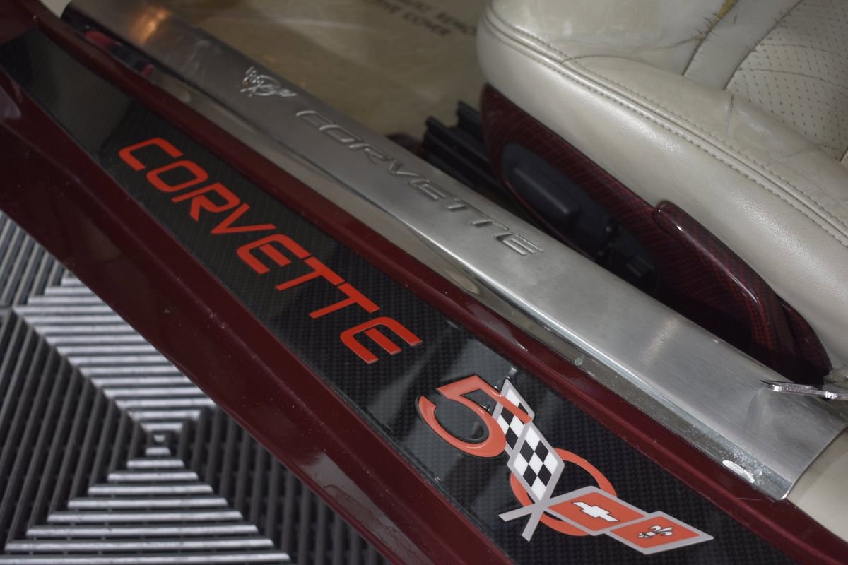 Used 2003 Chevrolet Corvette Convertible w/ Preferred Equipment Group1 image 26