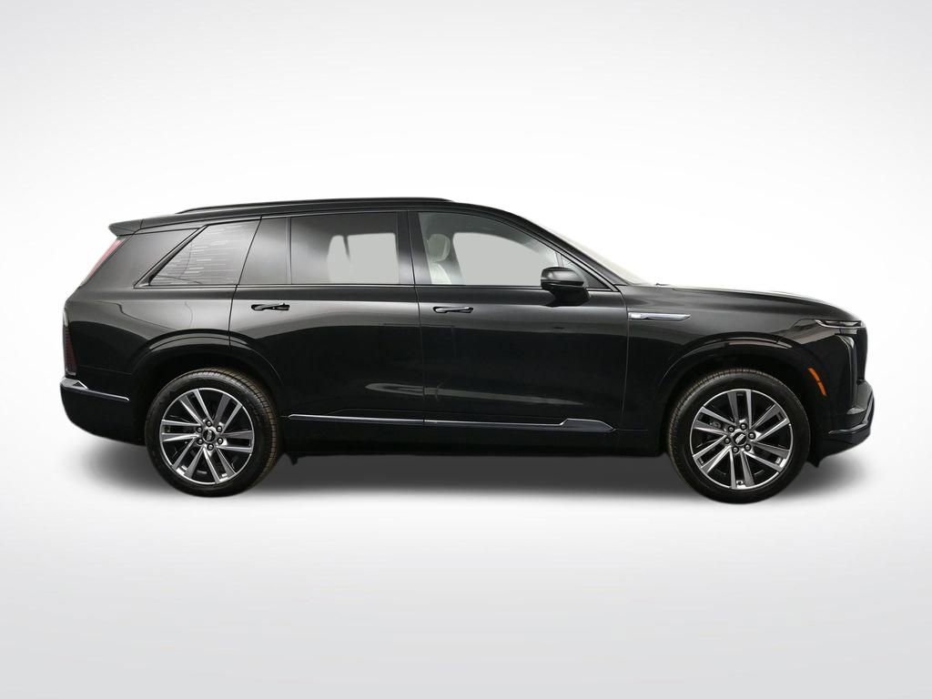 Used 2026 Cadillac Vistiq Sport image 6