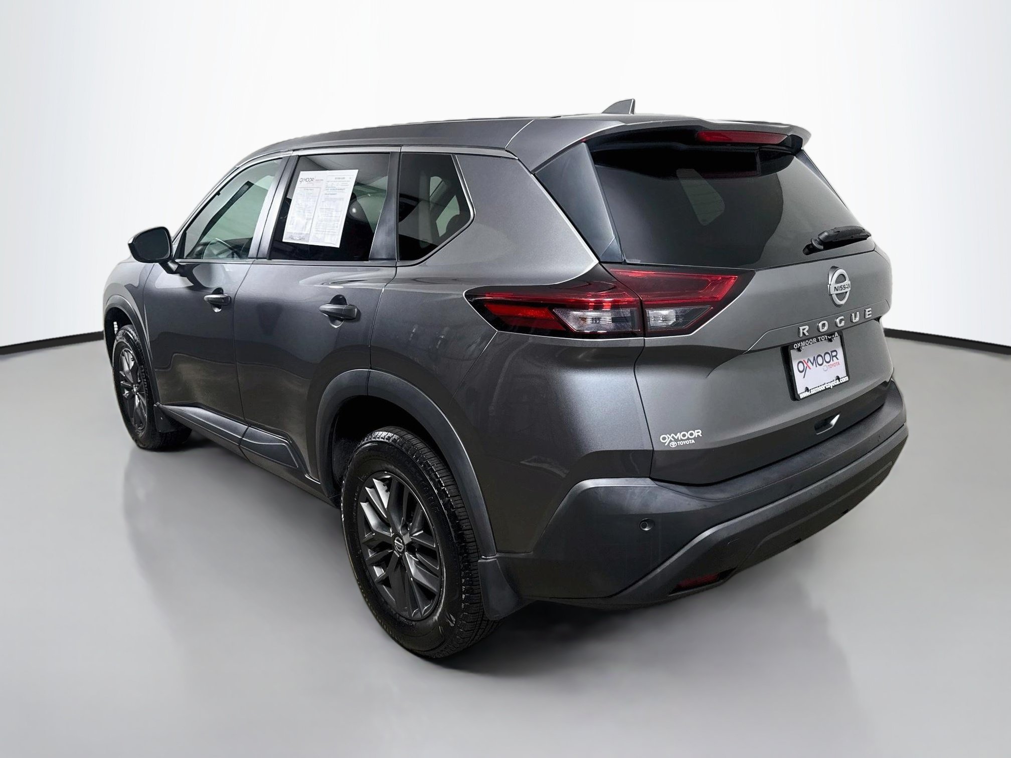 Used 2021 Nissan Rogue S FWD image 5