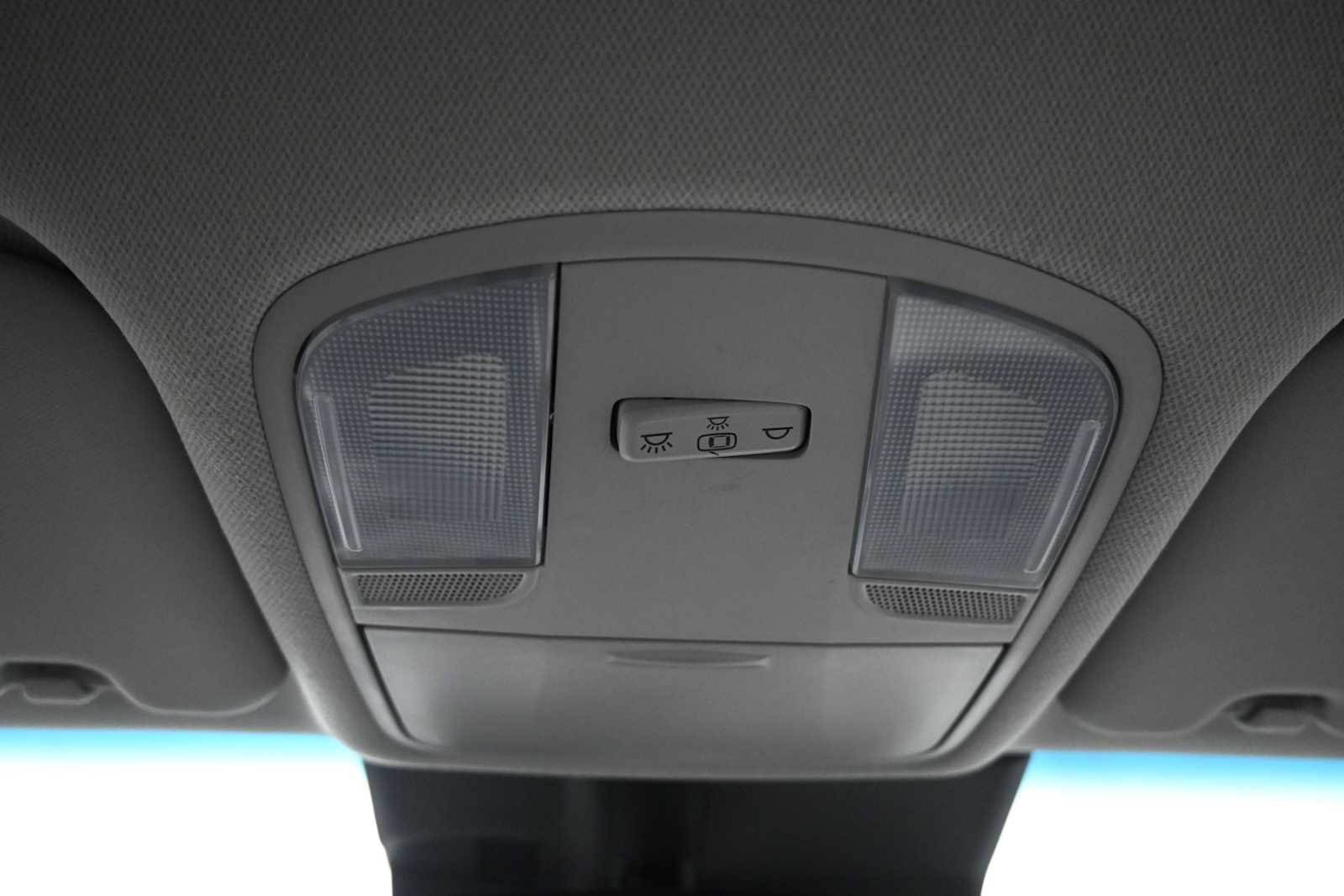 Certified 2023 Hyundai Kona SEL AWD/4WD image 17