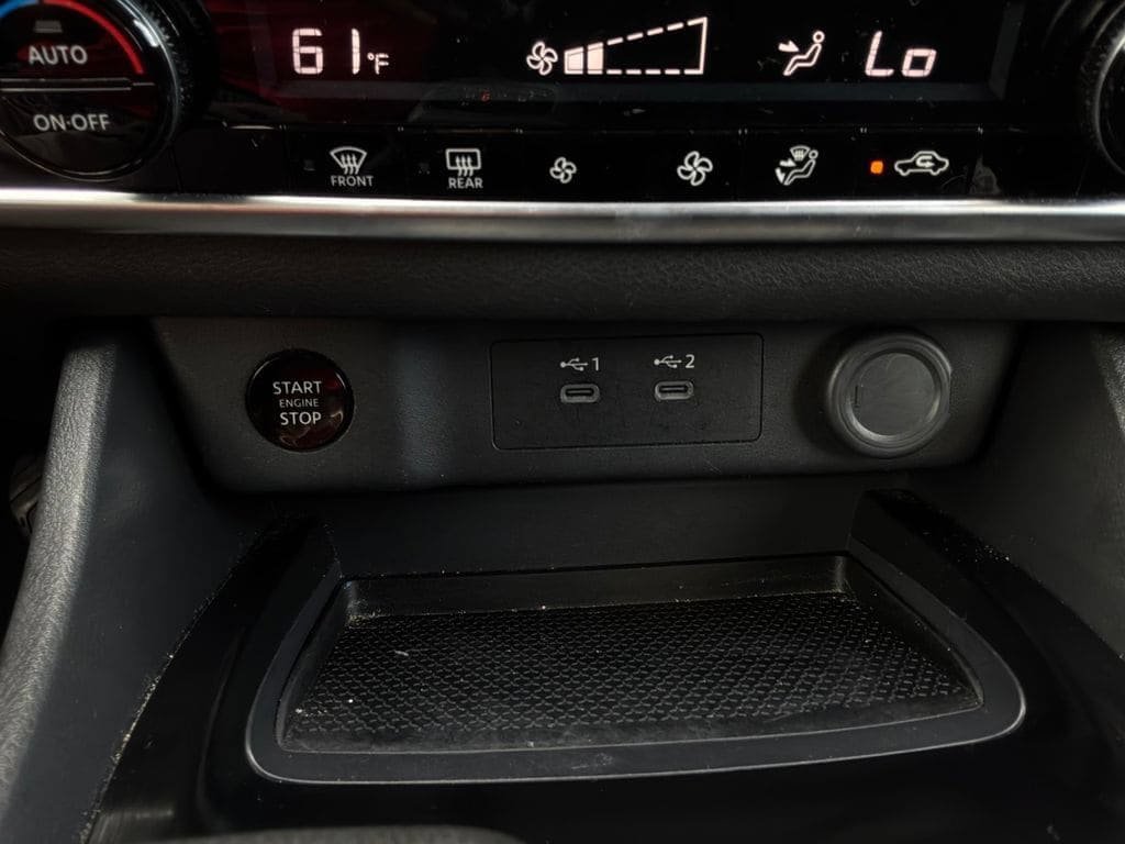 Used 2025 Nissan Rogue SV FWD image 23