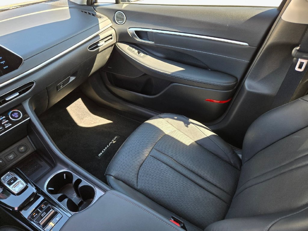 Used 2021 Hyundai Sonata Limited FWD image 19