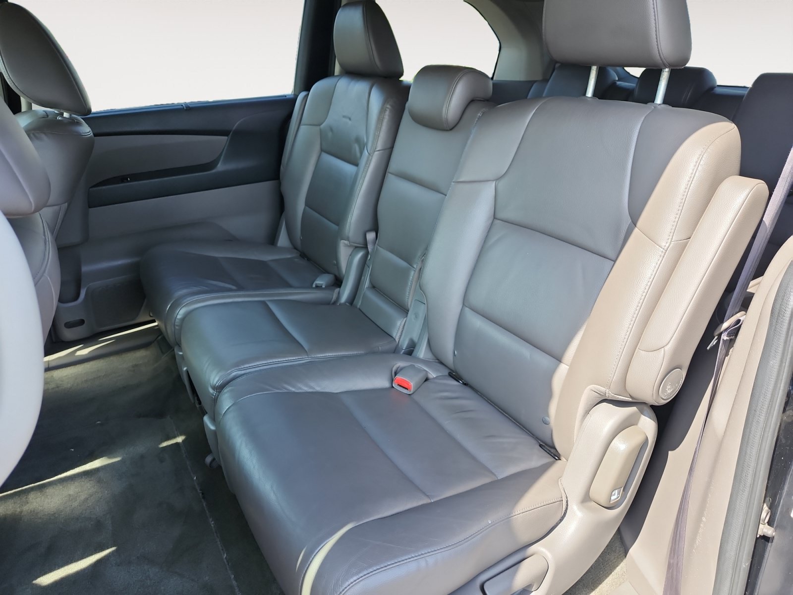 Used 2016 Honda Odyssey Touring image 13