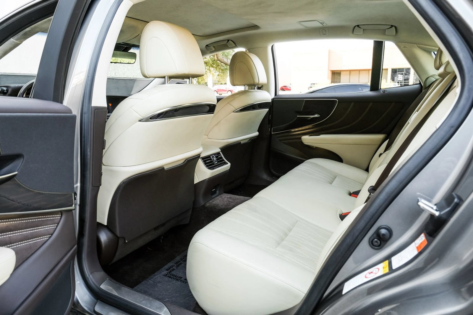 Used 2018 Lexus LS 500 AWD w/ Interior Upgrade Package image 37