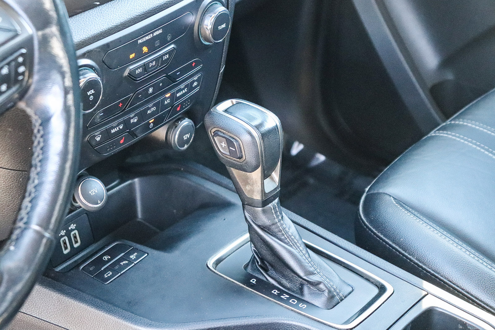 Used 2020 Ford Ranger Lariat w/ Trailer Tow Package image 23