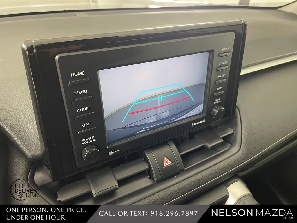 Used 2020 Toyota RAV4 LE AWD/4WD image 30