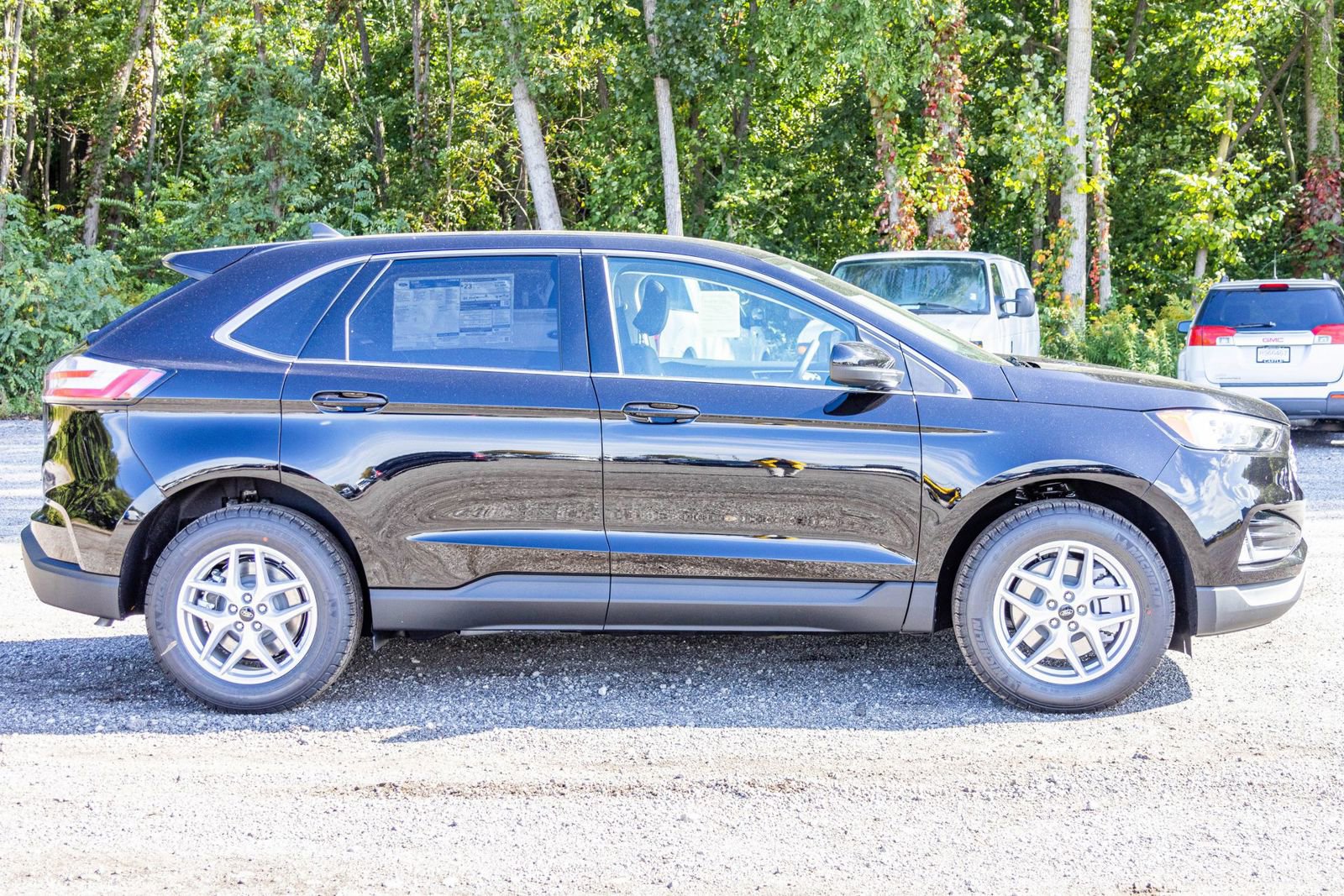 New 2024 Ford Edge SEL w/ Convenience Package image 9