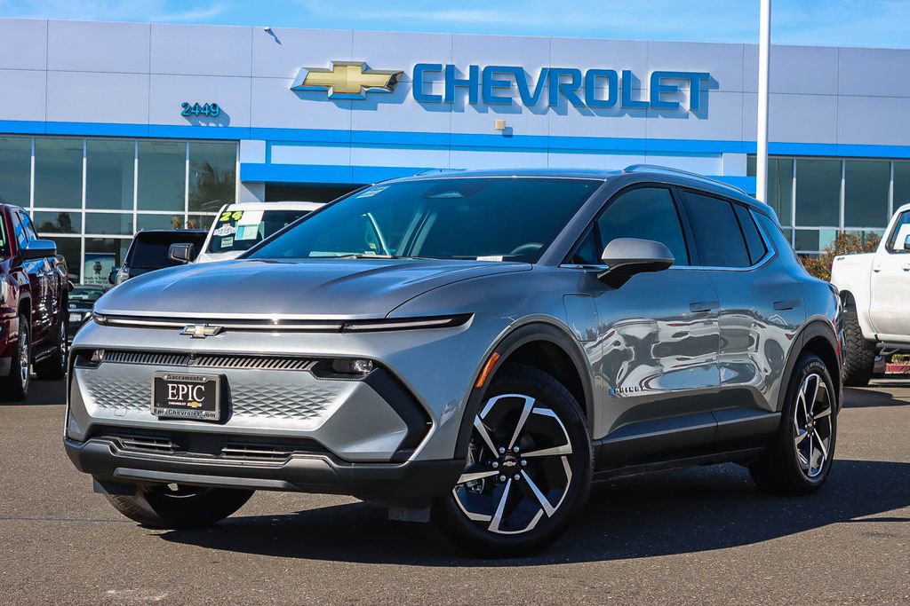 New 2026 Chevrolet Equinox EV LT image 1