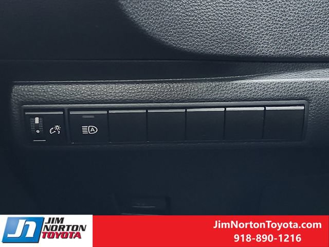 Used 2024 Toyota Corolla SE FWD image 23