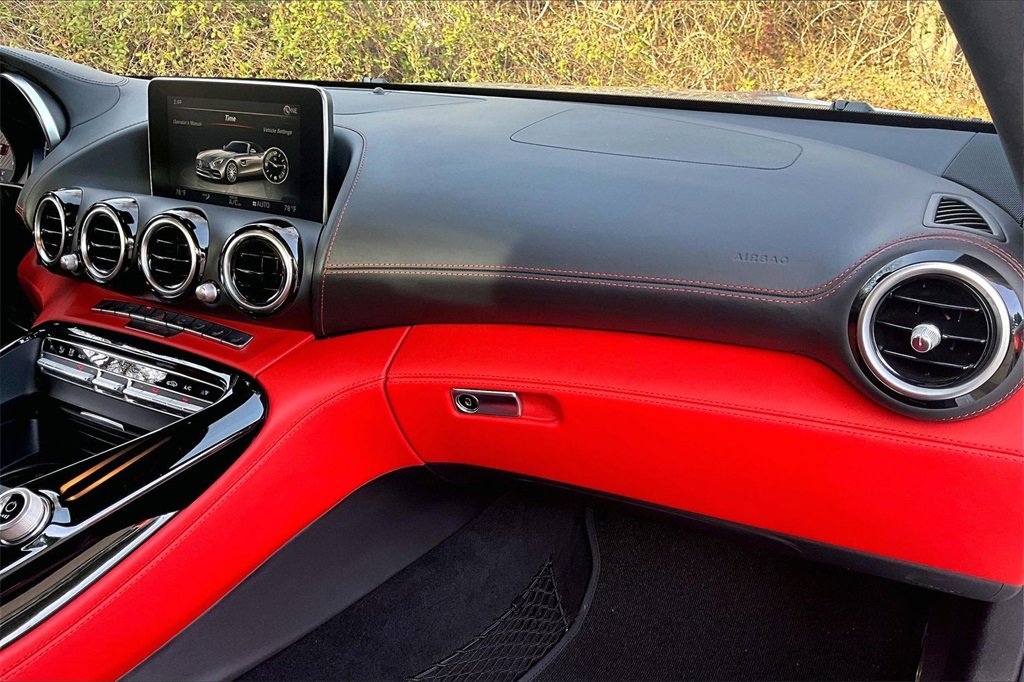 Used 2018 Mercedes-Benz AMG GT Roadster image 13