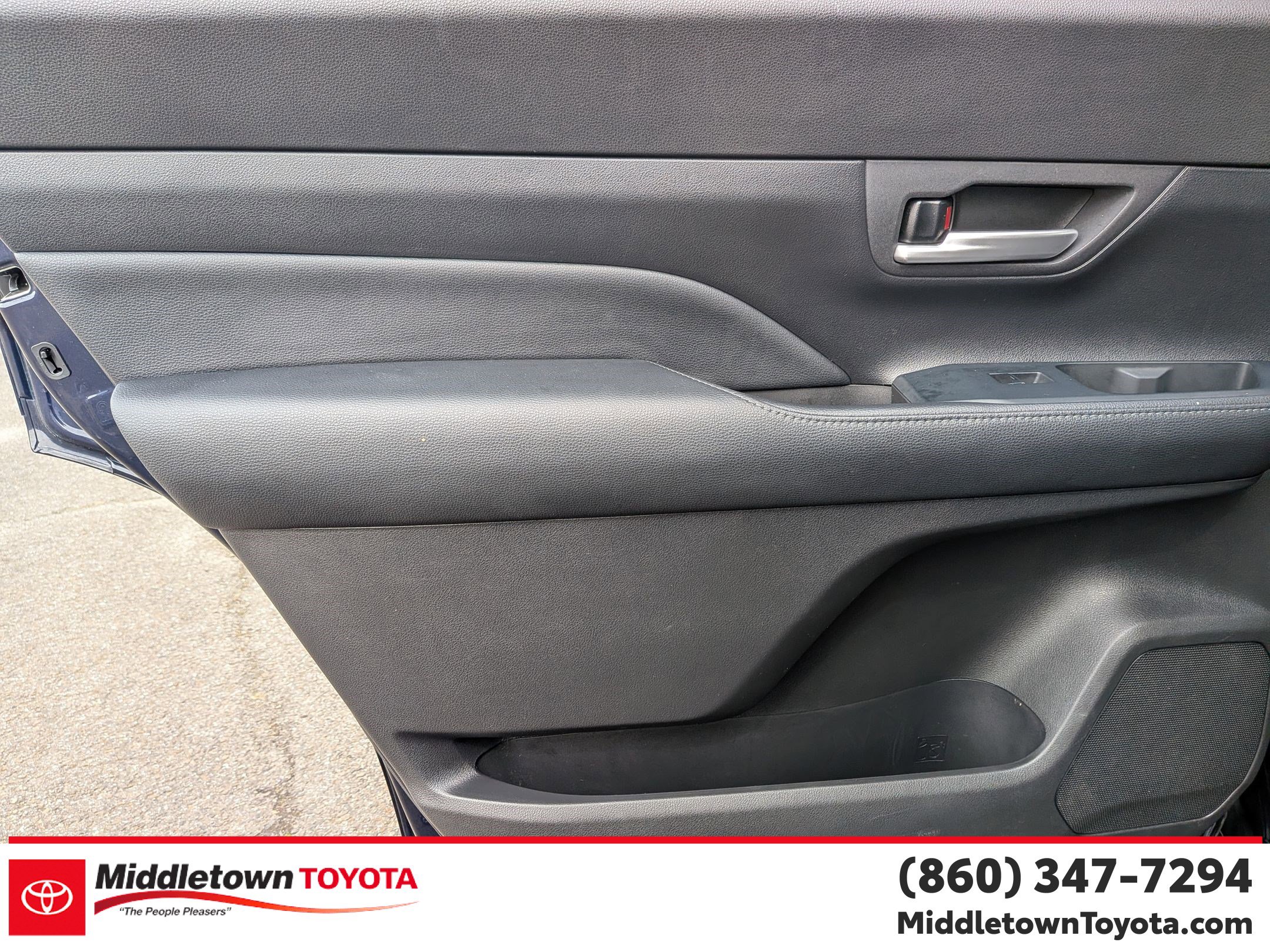 Certified 2024 Toyota Grand Highlander XLE image 28