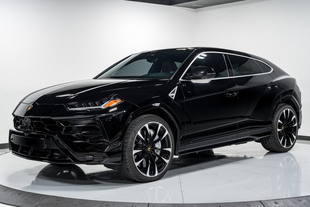 Used 2022 Lamborghini Urus AWD/4WD image 7
