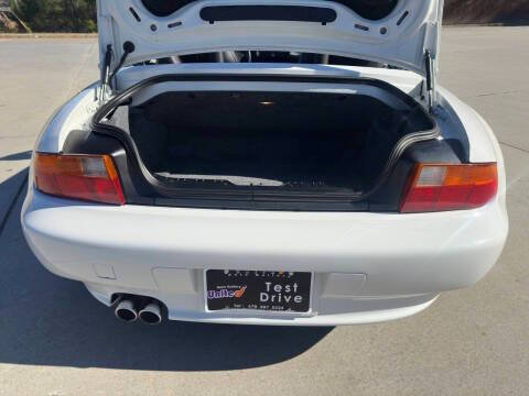 Used 1999 BMW Z3 2.5i RWD image 16