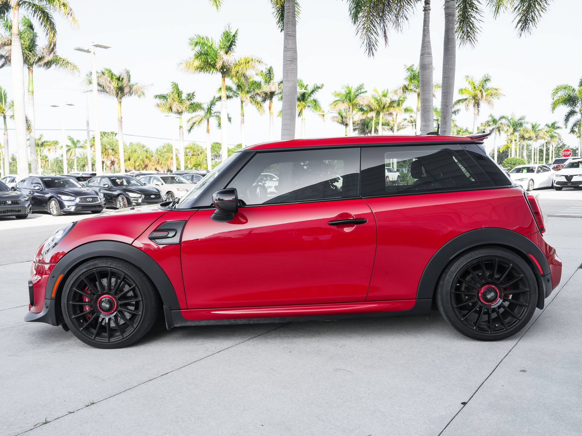 Used 2020 MINI Cooper John Cooper Works w/ Driver Assistance Package FWD image 7