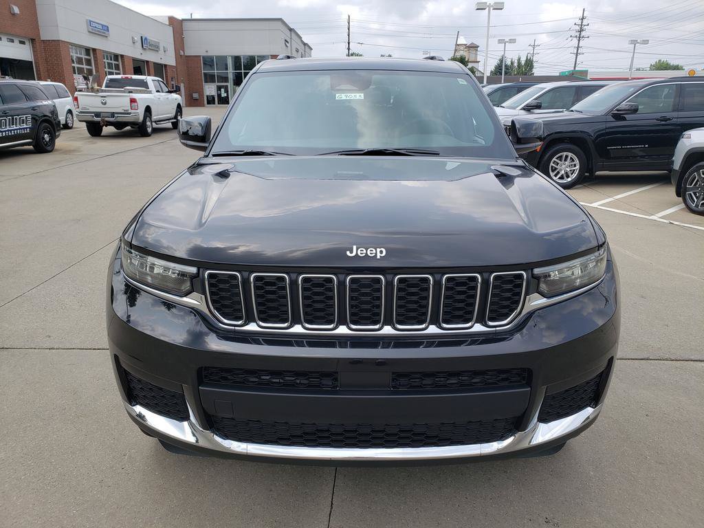 New 2026 Jeep Grand Cherokee L 4WD image 2