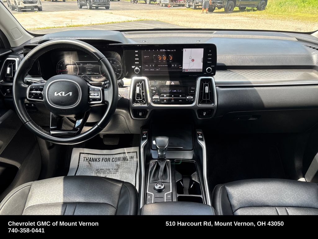 Used 2022 Kia Sorento S FWD image 15