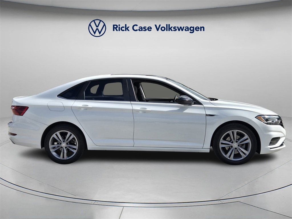 Certified 2020 Volkswagen Jetta R-Line image 3