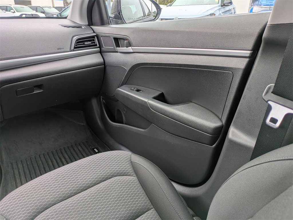 Used 2019 Hyundai Elantra SE w/ Cargo Package image 19
