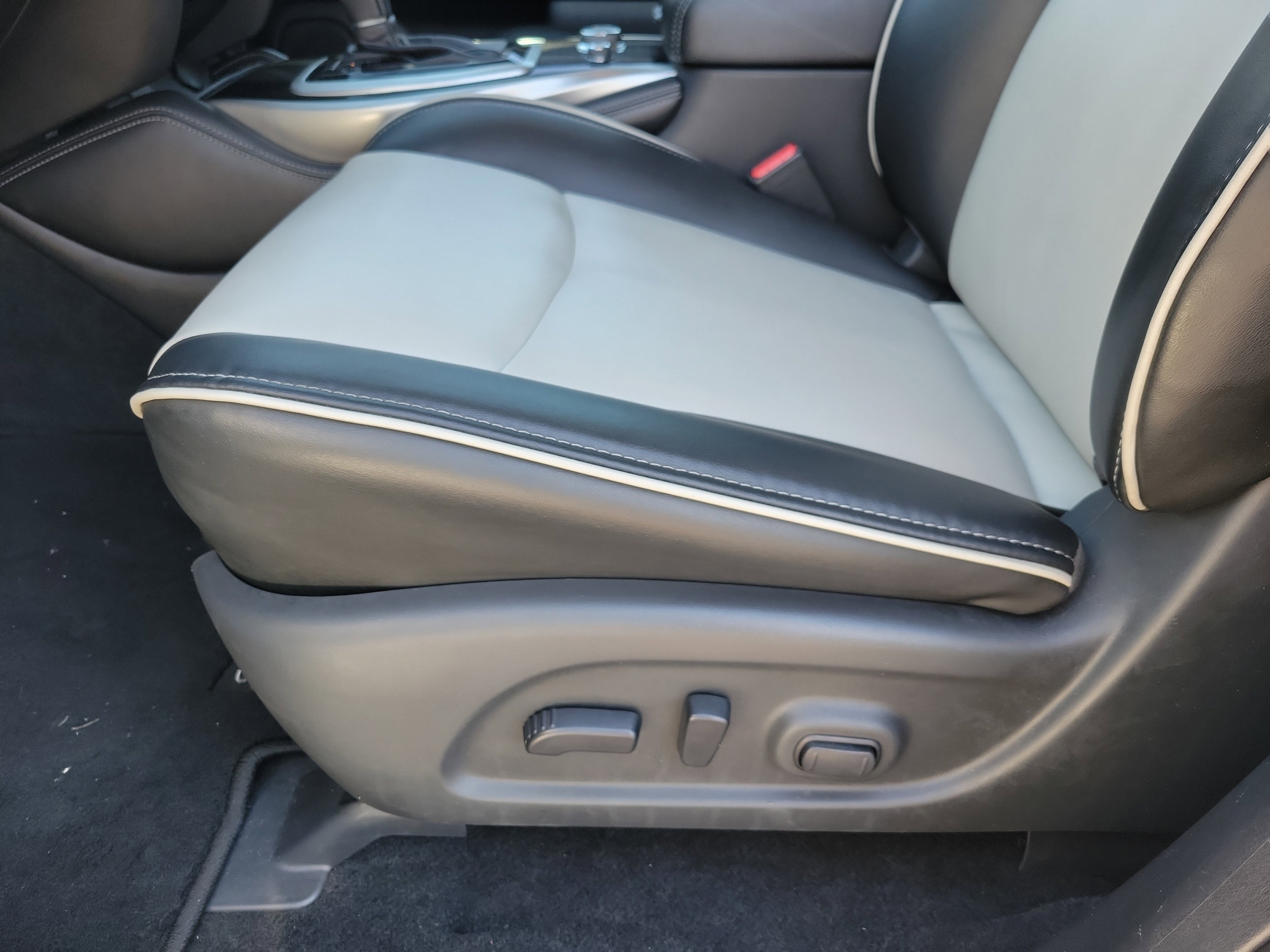 Used 2020 INFINITI QX60 Signature Edition image 5