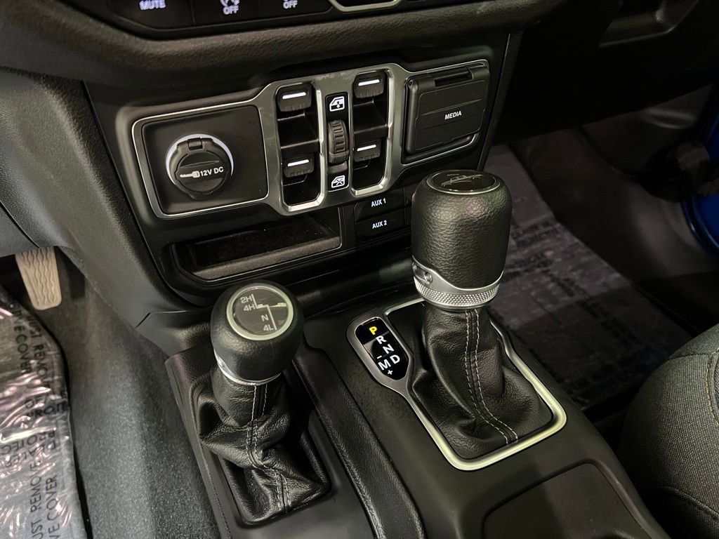 Used 2024 Jeep Gladiator Sport image 24