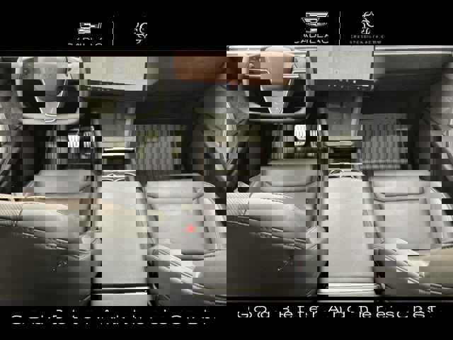 Used 2023 Tesla Model X Plaid image 9